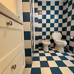Deluxe - - Marina Di Carrara